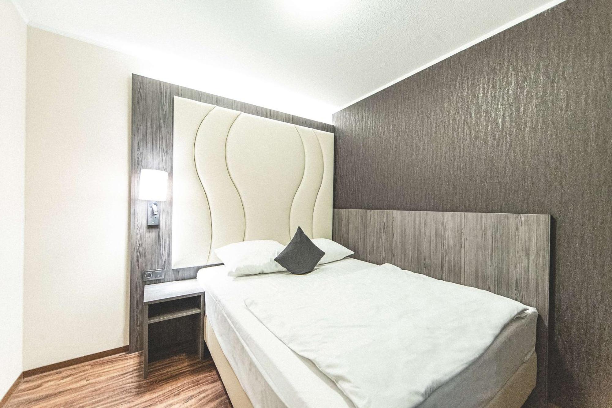 Best Western Plaza Hotel Гревенброх Екстериор снимка